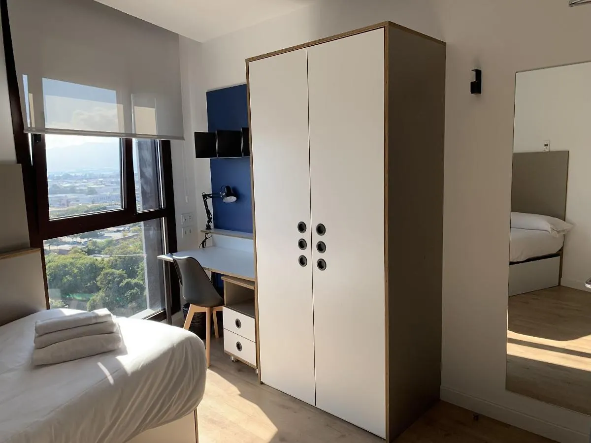 Residencia De Estudiantes Xior Malaga Teatinos Solo Estudiantes Apartment